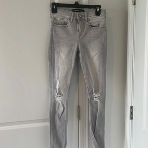 Express Jeans. Gray. Size 00 R